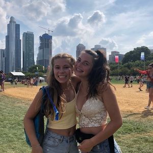 Meet your Posher, Eva